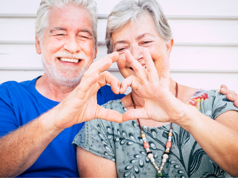 Summer’s Landing (2000 x 900 px) (800 x 800 px) (800 x 600 px) (40) two Seniors