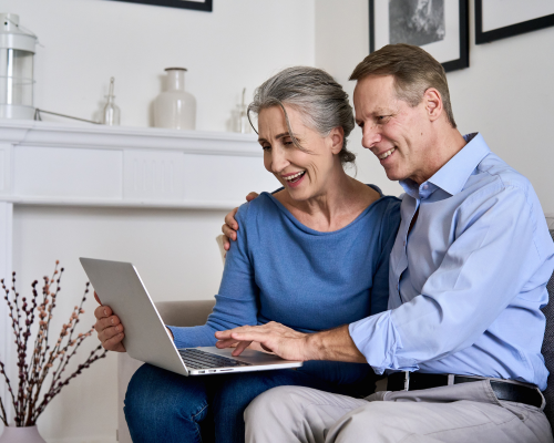 Summer’s Landing (20) older people on a laptop